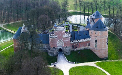 Большое путешествие в замок Гаасбеек в Бельгии