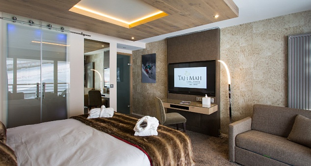 Hotel Taj-I Mah