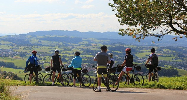 Велосипедно-пешеходный тур вокруг Цюрихского озера